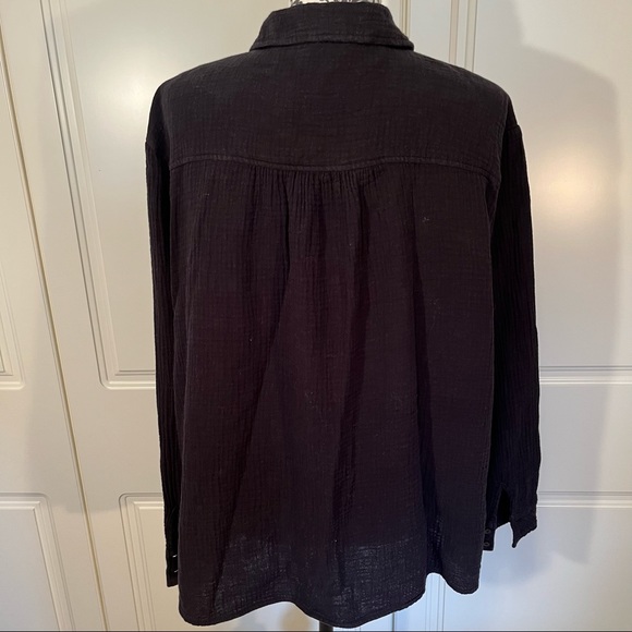 EUC Navy Double Gauze pullover Shirt Very Light Weight Perfect For Summer - Picture 8 of 8